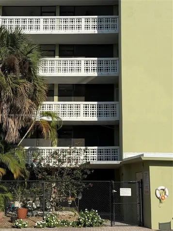 1425 Arthur Street Hollywood FL 33020