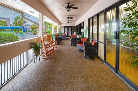 10207 Sunrise Lakes Boulevard Sunrise FL 33322