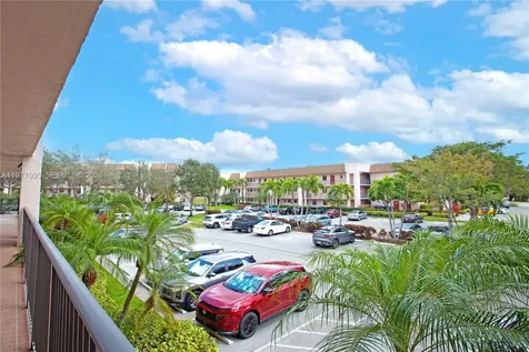 10207 Sunrise Lakes Boulevard Sunrise FL 33322