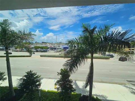 1006 E Hallandale Beach Boulevard Hallandale Beach FL 33009