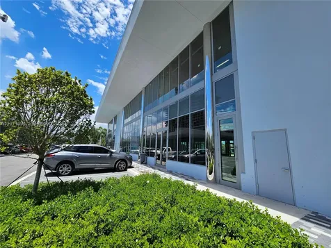 1006 E Hallandale Beach Boulevard Hallandale Beach FL 33009