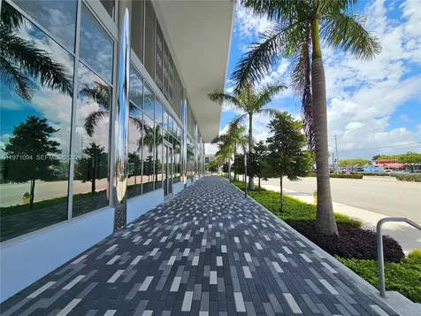 1006 E Hallandale Beach Boulevard Hallandale Beach FL 33009