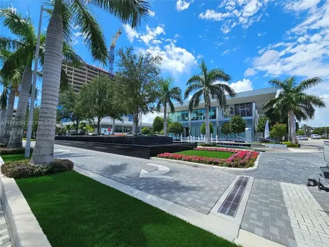 1006 E Hallandale Beach Boulevard Hallandale Beach FL 33009