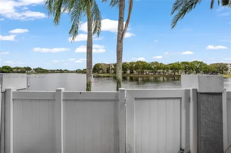 11625 NW 11th Street Pembroke Pines FL 33026