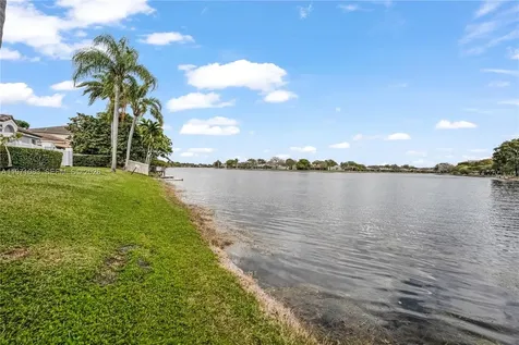 11625 NW 11th Street Pembroke Pines FL 33026