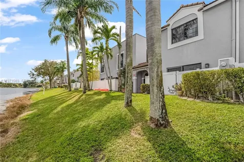 11625 NW 11th Street Pembroke Pines FL 33026