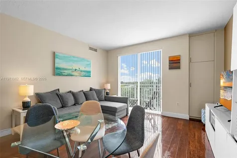 7275 SW 90th Way Miami FL 33156