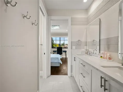 2512 SE 9th Street Pompano Beach FL 33062