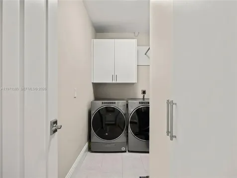 2512 SE 9th Street Pompano Beach FL 33062