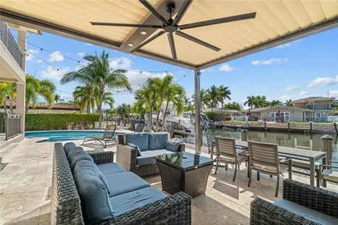 2512 SE 9th Street Pompano Beach FL 33062