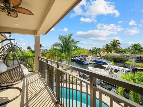 2512 SE 9th Street Pompano Beach FL 33062