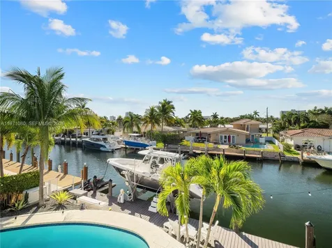 2512 SE 9th Street Pompano Beach FL 33062