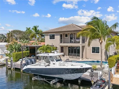 2512 SE 9th Street Pompano Beach FL 33062