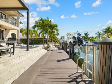 2512 SE 9th Street Pompano Beach FL 33062