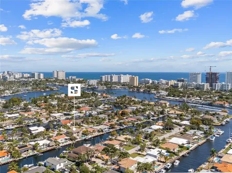 2512 SE 9th Street Pompano Beach FL 33062