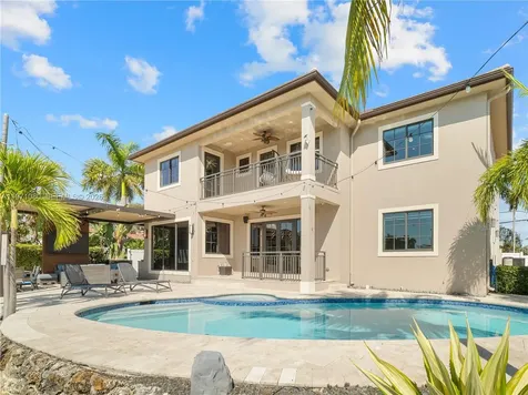 2512 SE 9th Street Pompano Beach FL 33062