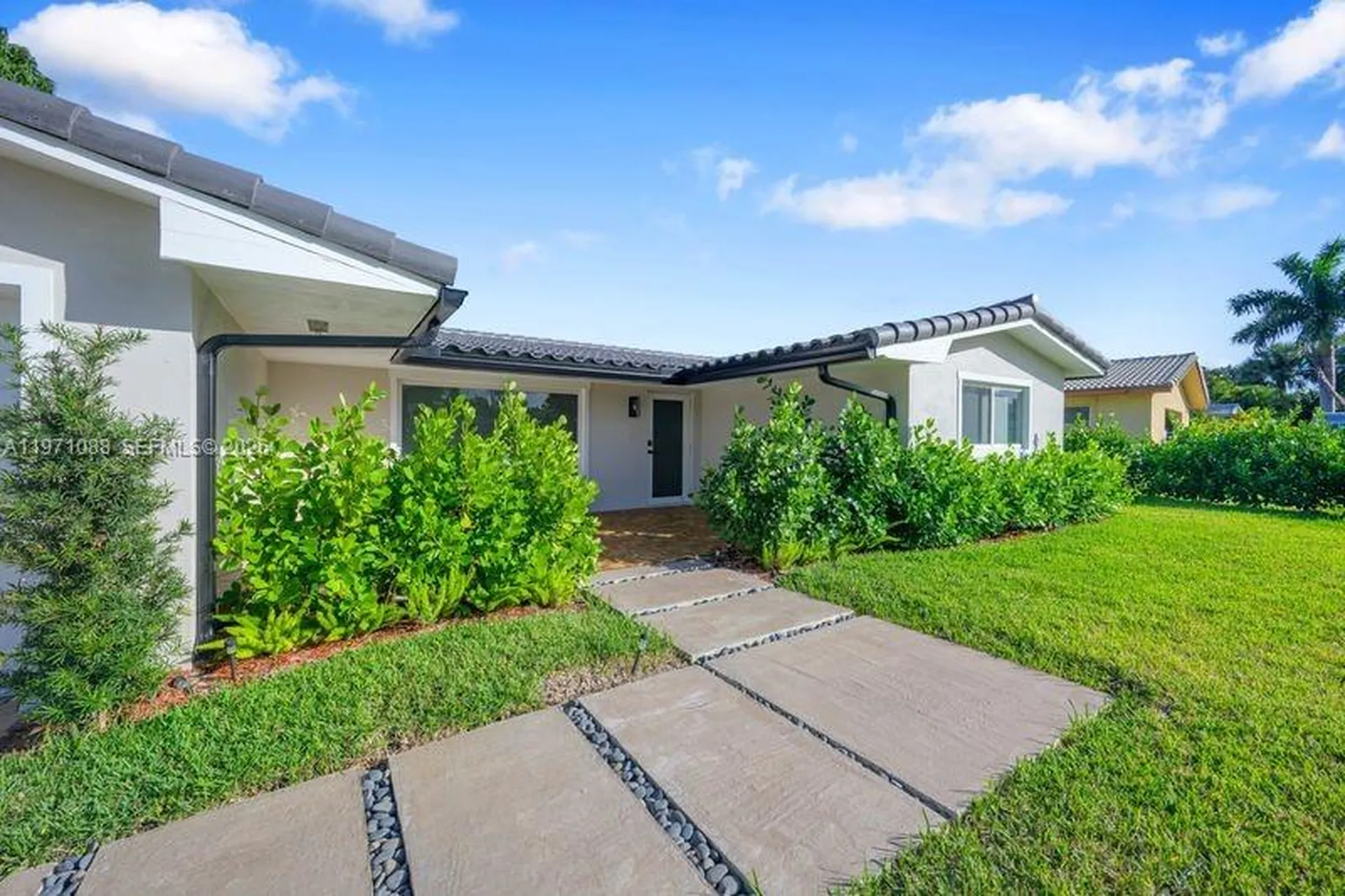 1810 SW 6th Avenue Pompano Beach FL 33060