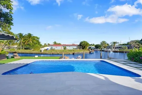 1810 SW 6th Avenue Pompano Beach FL 33060