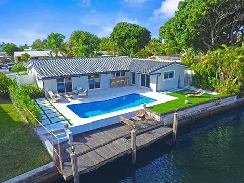 1810 SW 6th Avenue Pompano Beach FL 33060