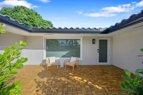 1810 SW 6th Avenue Pompano Beach FL 33060