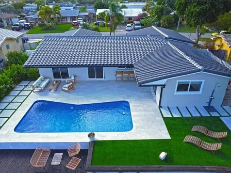 1810 SW 6th Avenue Pompano Beach FL 33060