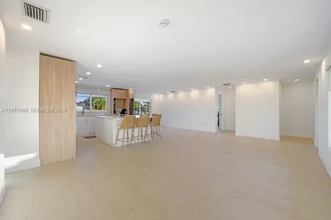 1810 SW 6th Avenue Pompano Beach FL 33060