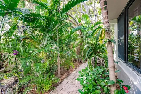 1698 S Ocean Lane Fort Lauderdale FL 33316
