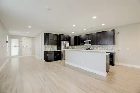 619 SW 17th Street Fort Lauderdale FL 33315