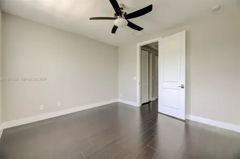 619 SW 17th Street Fort Lauderdale FL 33315