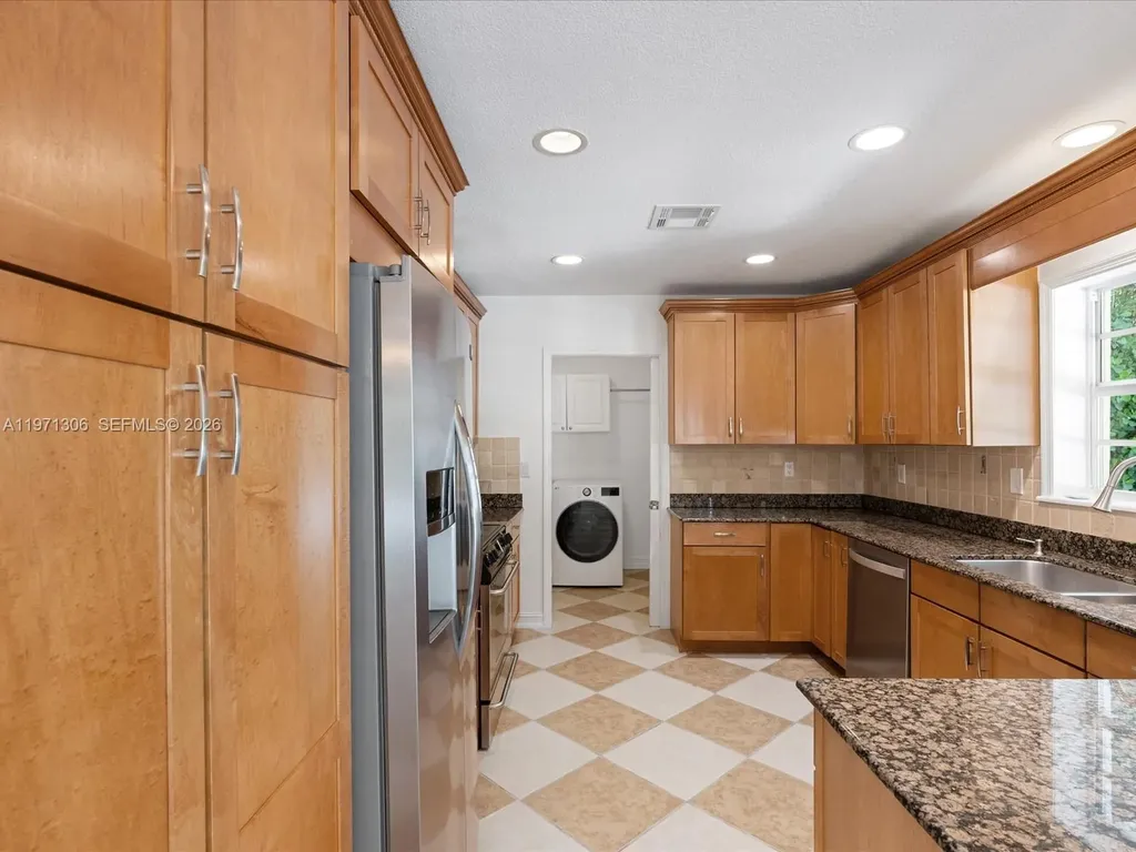 2833 NE 22nd Street Fort Lauderdale FL 33305