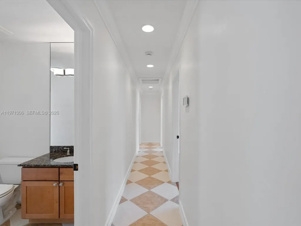 2833 NE 22nd Street Fort Lauderdale FL 33305