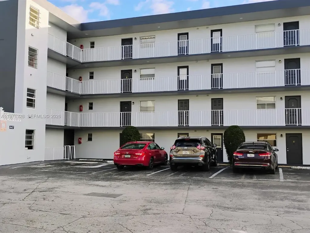 447 NE 195th Street Miami FL 33179