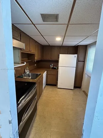 447 NE 195th Street Miami FL 33179
