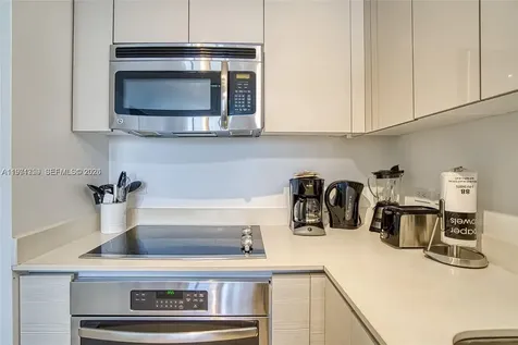 2602 E Hallandale Beach Boulevard Hallandale Beach FL 33009
