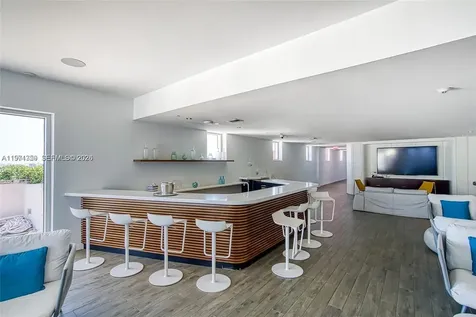 2602 E Hallandale Beach Boulevard Hallandale Beach FL 33009