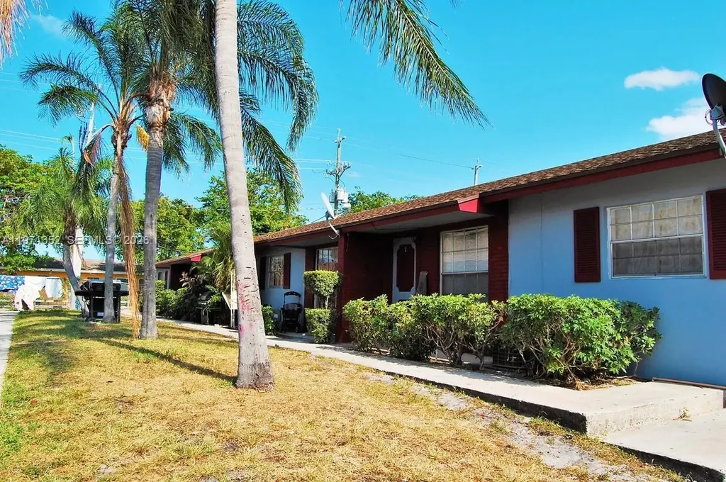 714 S F Street Lake Worth FL 33460