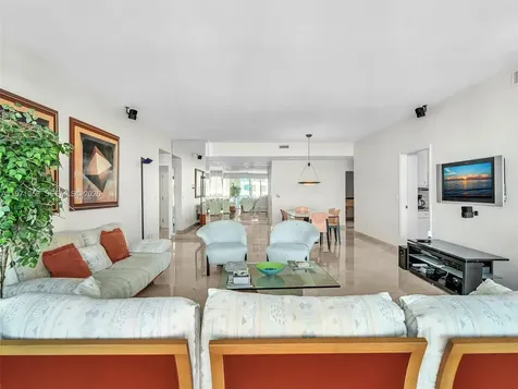 10101 Collins Avenue Bal Harbour FL 33154