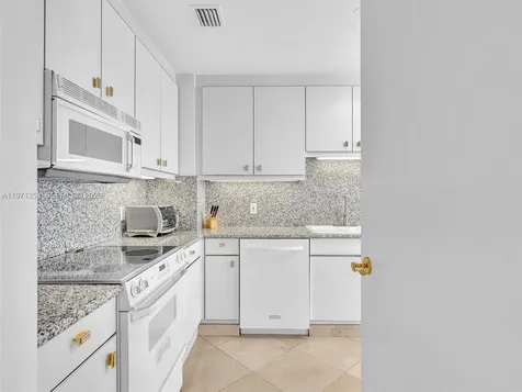 10101 Collins Avenue Bal Harbour FL 33154