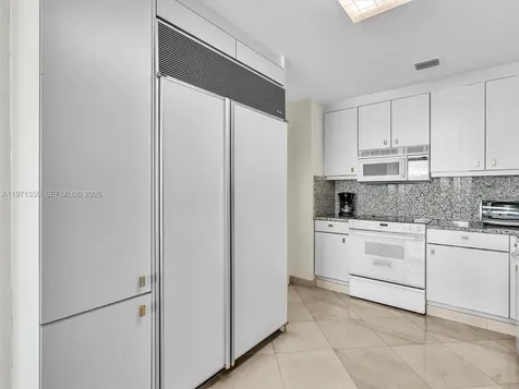 10101 Collins Avenue Bal Harbour FL 33154