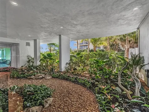 10101 Collins Avenue Bal Harbour FL 33154