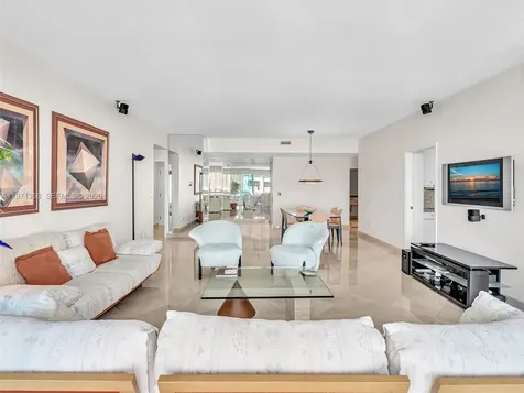 10101 Collins Avenue Bal Harbour FL 33154
