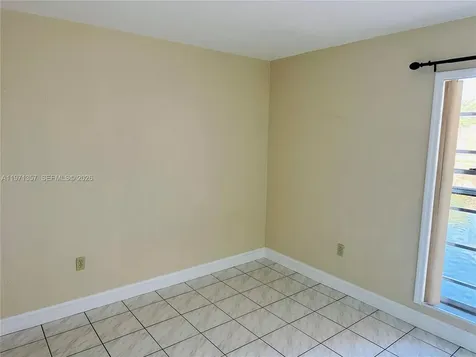 4705 NW 7th Street Miami FL 33126