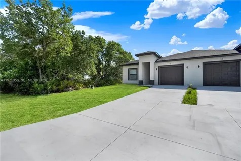 18 Organ Street Punta Gorda FL 33982