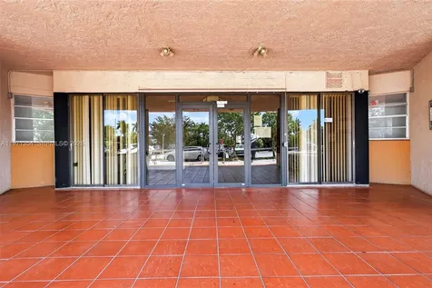 9678 Fontainebleau Boulevard Miami FL 33172