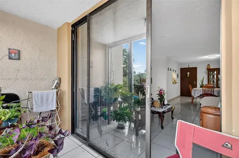 9678 Fontainebleau Boulevard Miami FL 33172