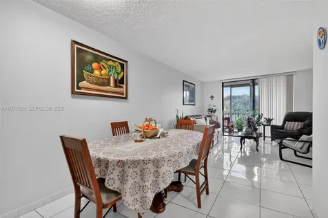 9678 Fontainebleau Boulevard Miami FL 33172