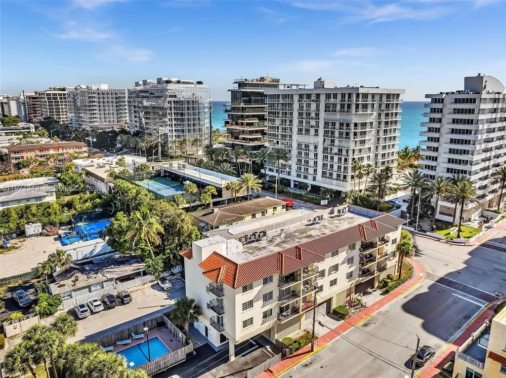 8900 Collins Avenue Surfside FL 33154