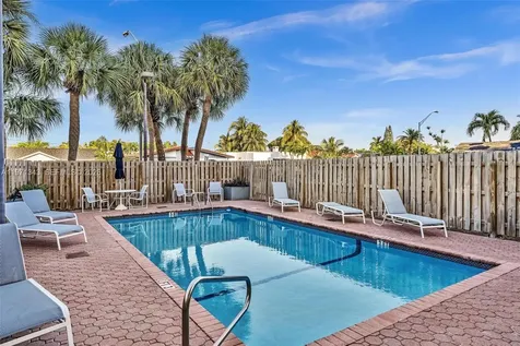 8900 Collins Avenue Surfside FL 33154