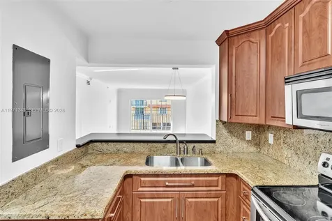 8900 Collins Avenue Surfside FL 33154