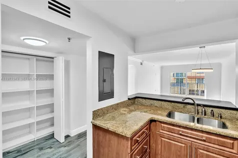 8900 Collins Avenue Surfside FL 33154